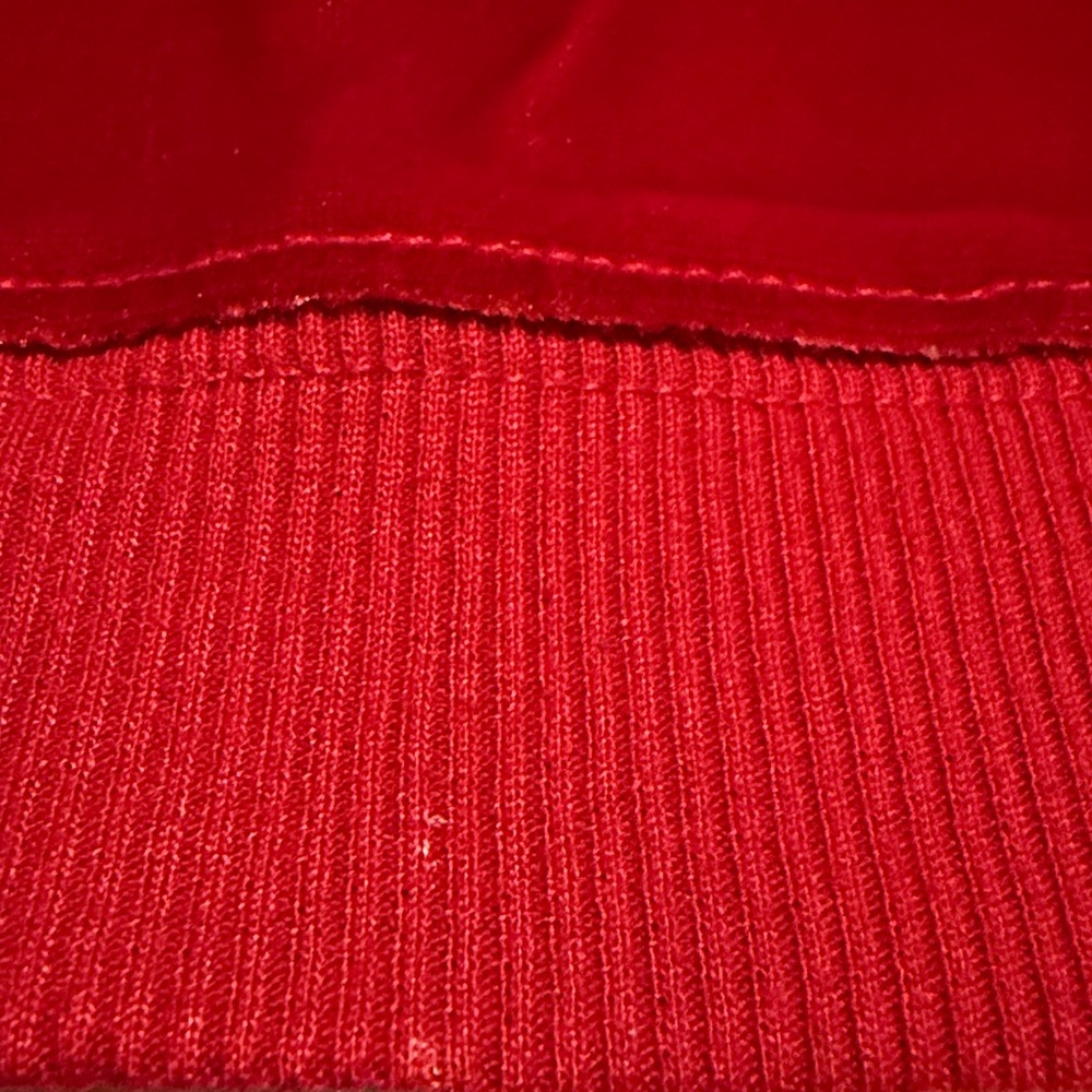 Girl’s Wrangler Red Pullover Shirt - Picture 5 of 6